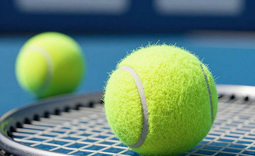 निंगबो का स्कोरबोर्ड 6-1, 3-6, 6-1 है — और असली खबर बीच वाला सेट है